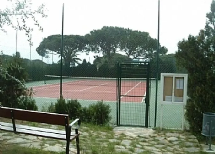 With Private Pool And Garden In * ماربيا