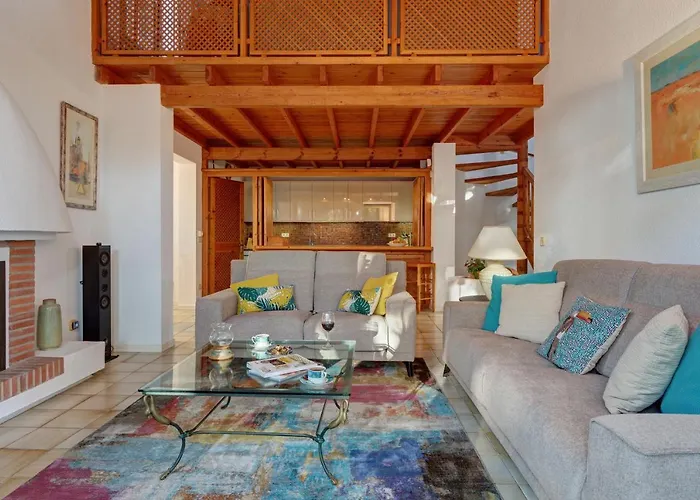 فيلة With Private Pool And Garden In